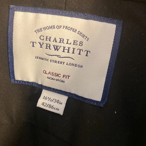 Black No-Iron Dress Shirt - Picture 2 of 3